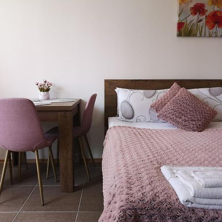Excellent Studios For Your Vacation-Hotel Villa Park- Borowez Exterior foto